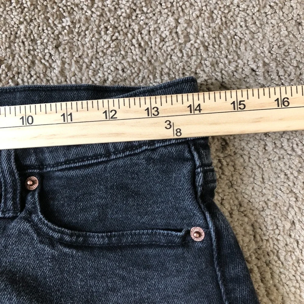 Old Navy Shorts Womens Size 6 Black Denim Higher High Rise Sky Hi A Line Raw Hem